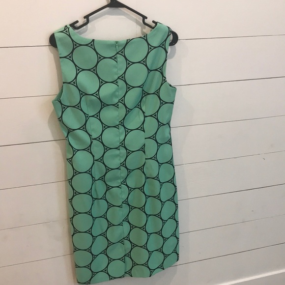 Adorable Dress Barn Dress - Picture 4 of 4